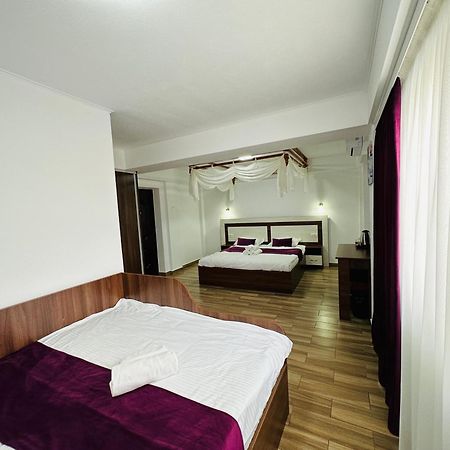 Casa Barina Costinesti Hotel Exterior photo